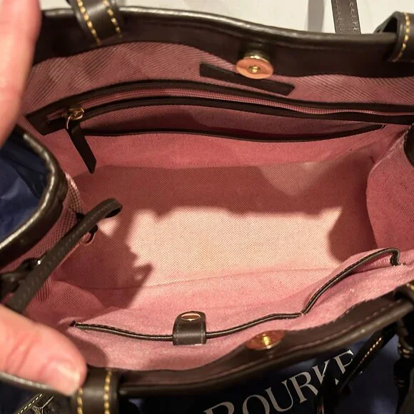 Dooney & Bourke Croc Embossed Double Strap Tassel Shoulder Bag Keychain Dust Bag - Picture 13 of 16